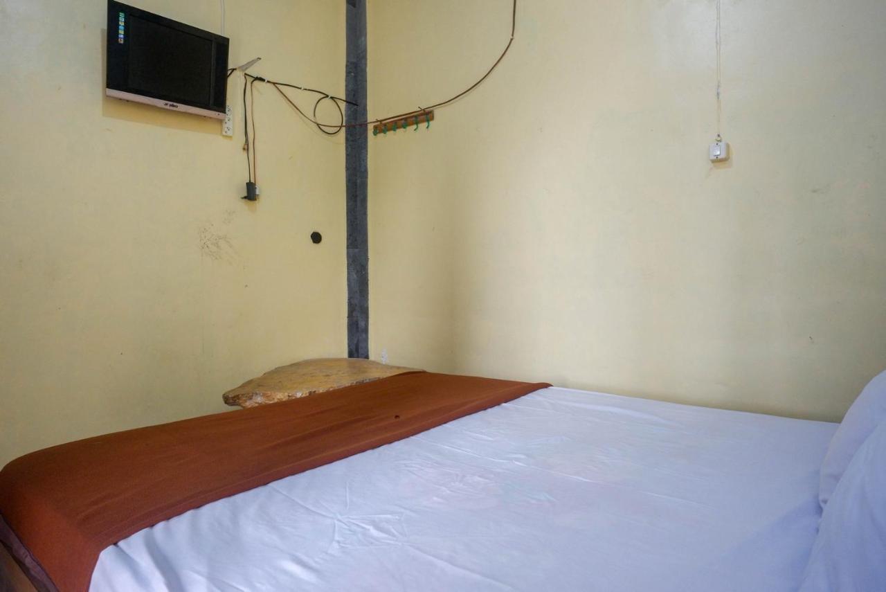 Hotel Kampoeng Drini Redpartner Brono Exterior photo