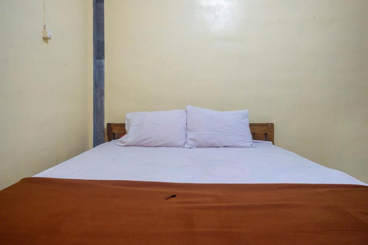 Hotel Kampoeng Drini Redpartner Brono Exterior photo